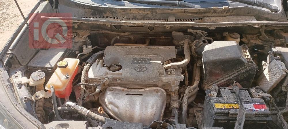 تۆیۆتا ڕاڤ 4